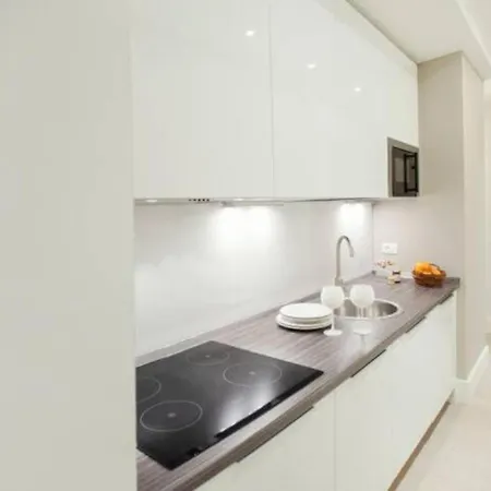 Lejlighed Modern Flat Historic 1200s Palace Steps From Navona
